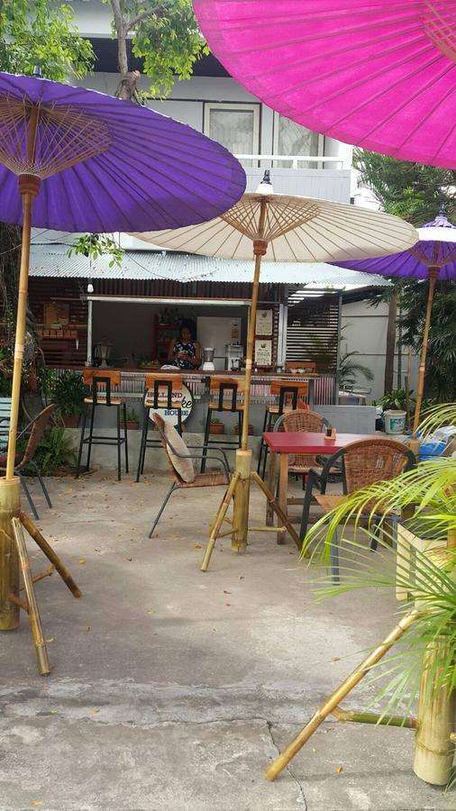 999 Triplenine Chiangmai Pansiyon Chiang Mai Dış mekan fotoğraf