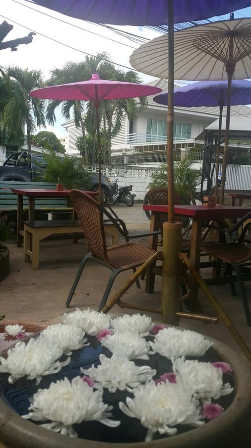999 Triplenine Chiangmai Pansiyon Chiang Mai Dış mekan fotoğraf