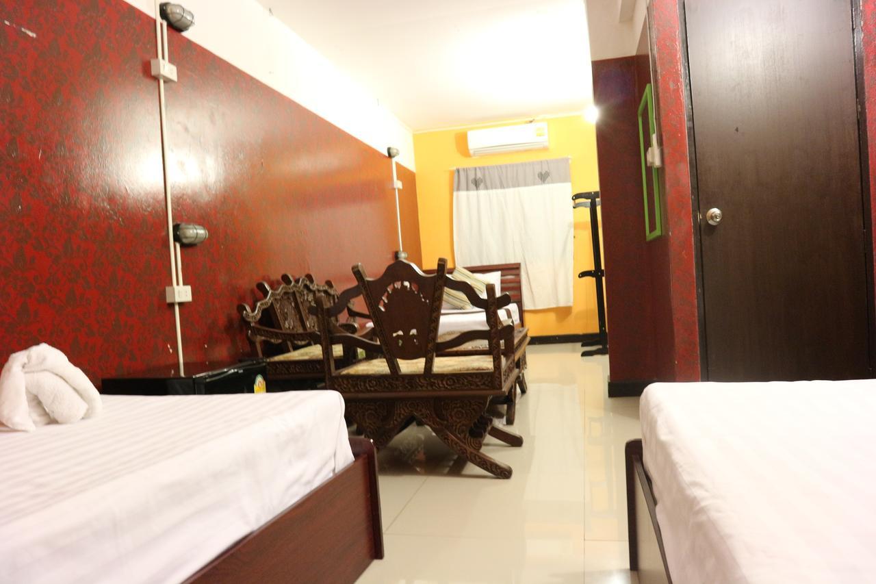 999 Triplenine Chiangmai Pansiyon Chiang Mai Dış mekan fotoğraf